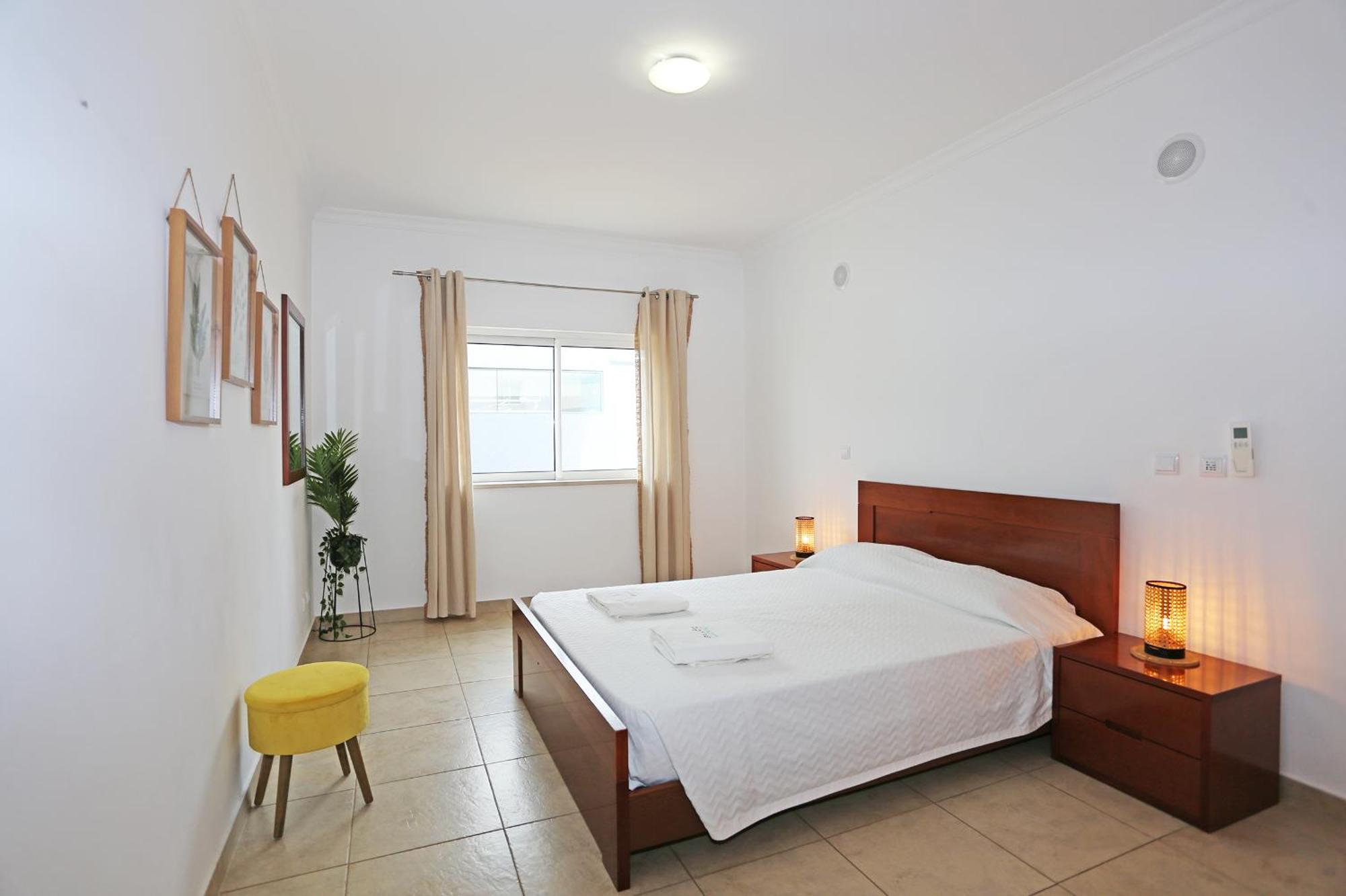 A04 - Large Modern 1 Bed With Pool Appartamento Lagos