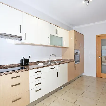A04 - Large Modern 1 Bed Apartment With Pool Lagos Exterior photo
